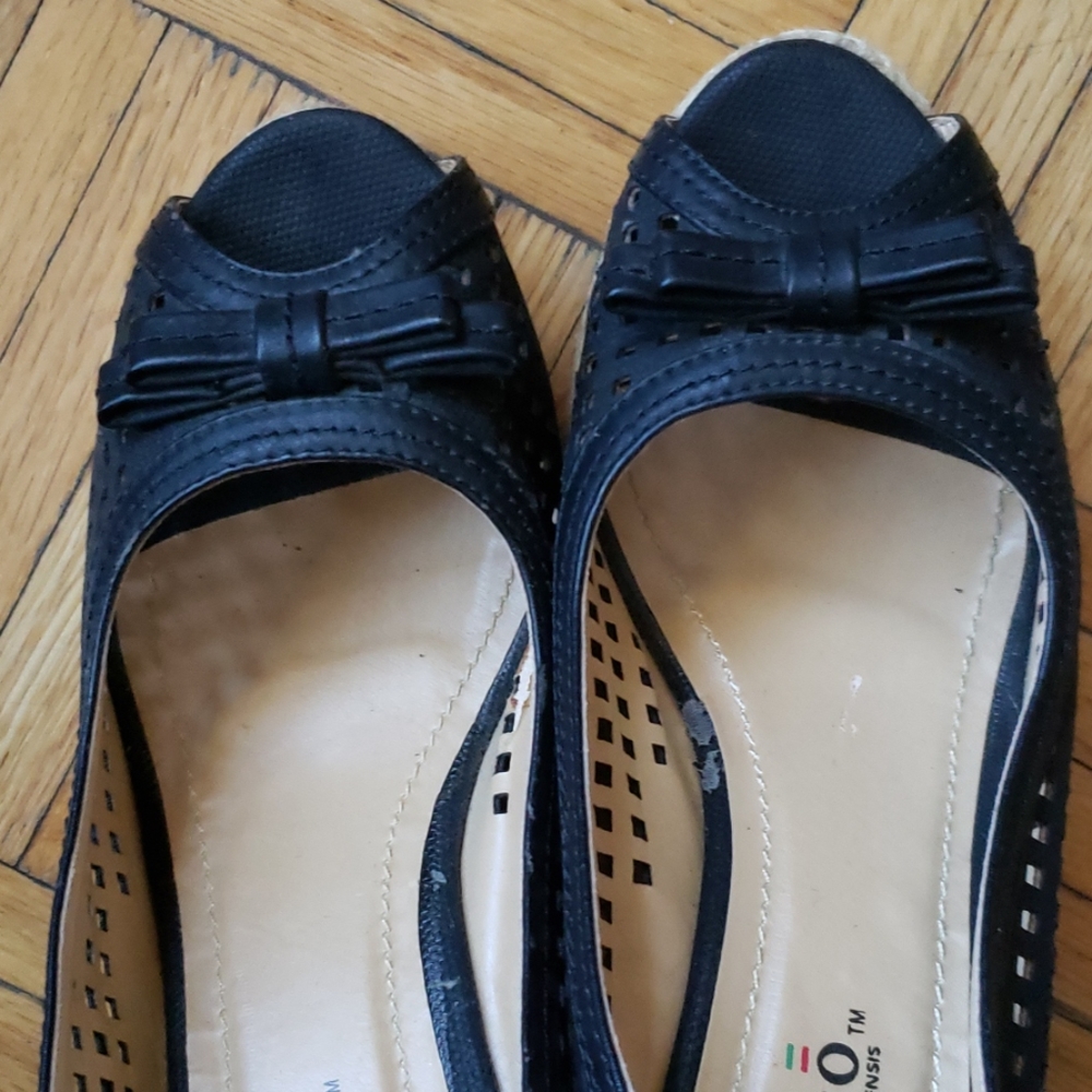 Back Bucco Wedges - Picture 4 of 8